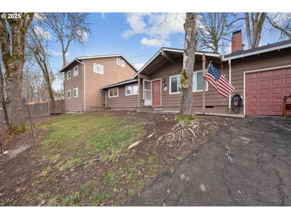 Unit for sale at 7080 SW TAYLORS FERRY RD, Portland, OR 97223
