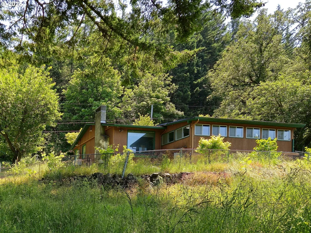 Unit for sale at 47845 E Hist. Columbia River HWY, Corbett, OR 97019
