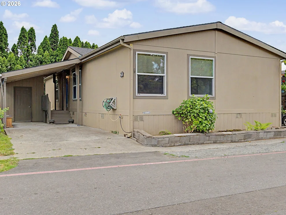 Unit for sale at 20140 NE SANDY BLVD, Fairview, OR 97024
