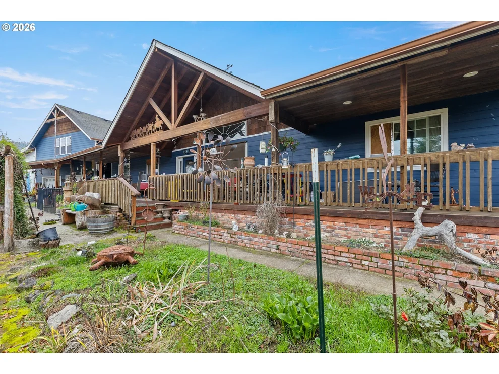 Unit for sale at 1907 W DUKE RD, Sutherlin, OR 97479