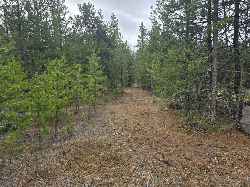 Unit for sale at 59 Royce Mountain WAY, CrescentLake, OR 97733