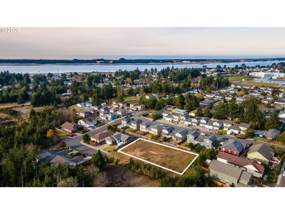 Unit for sale at 0 Fulton AVE, CoosBay, OR 97420