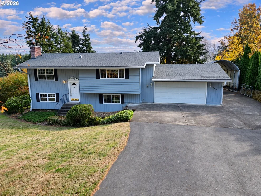 Unit for sale at 17924 S FORSYTHE RD, OregonCity, OR 97045