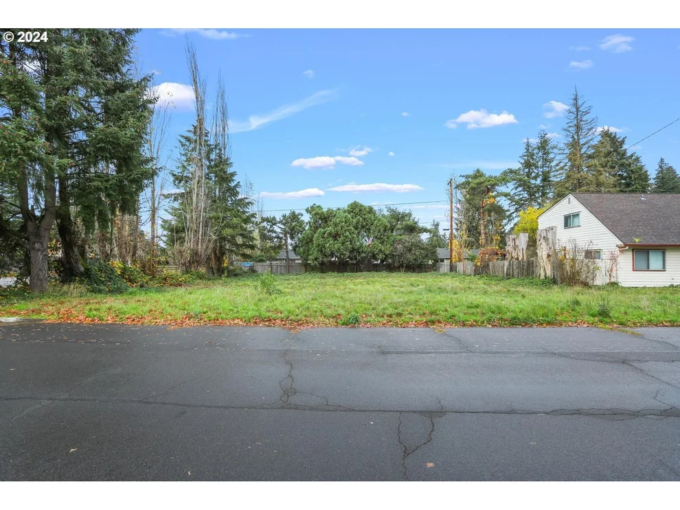 Unit for sale at Butternut DR, Beaverton, OR 97007