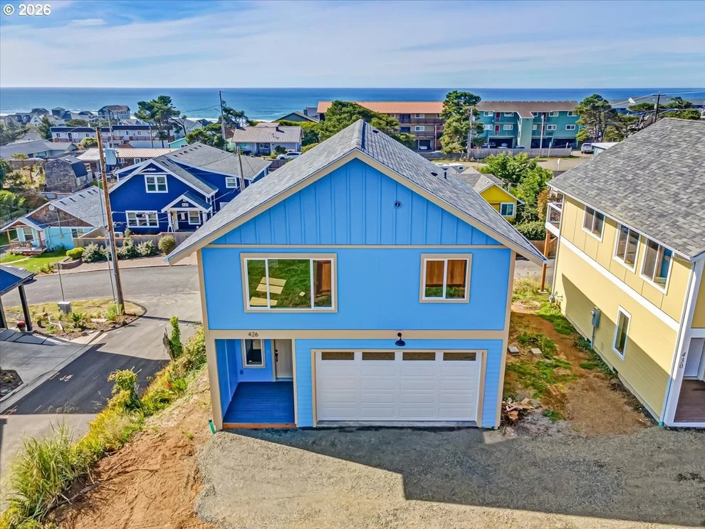 Unit for sale at 426 NW 5TH ST, Newport, OR 97365