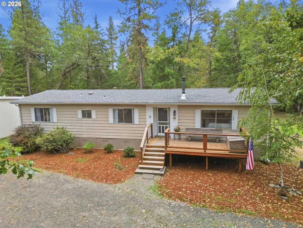 Unit for sale at 25780 Vera LN, Veneta, OR 97487