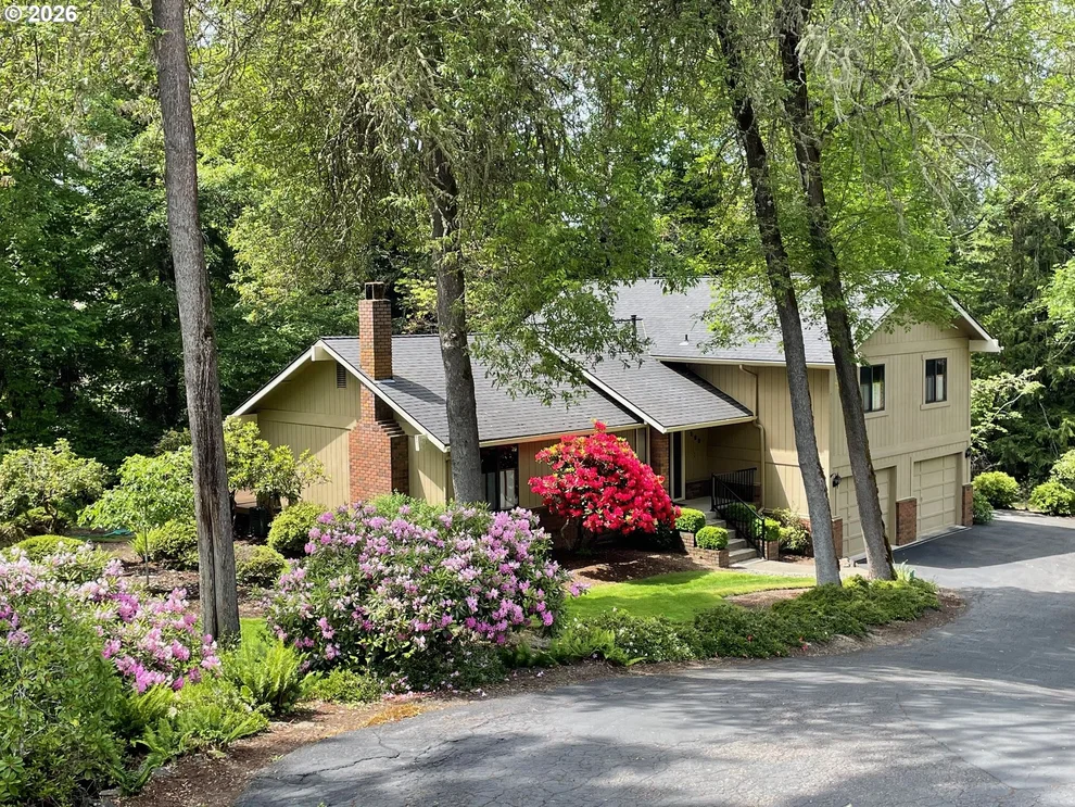 Unit for sale at 299 WILD FERN DR, Winchester, OR 97495