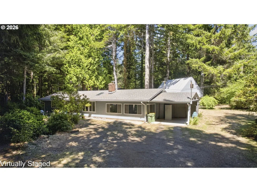 Unit for sale at 5665 PENINSULA RD, Florence, OR 97439