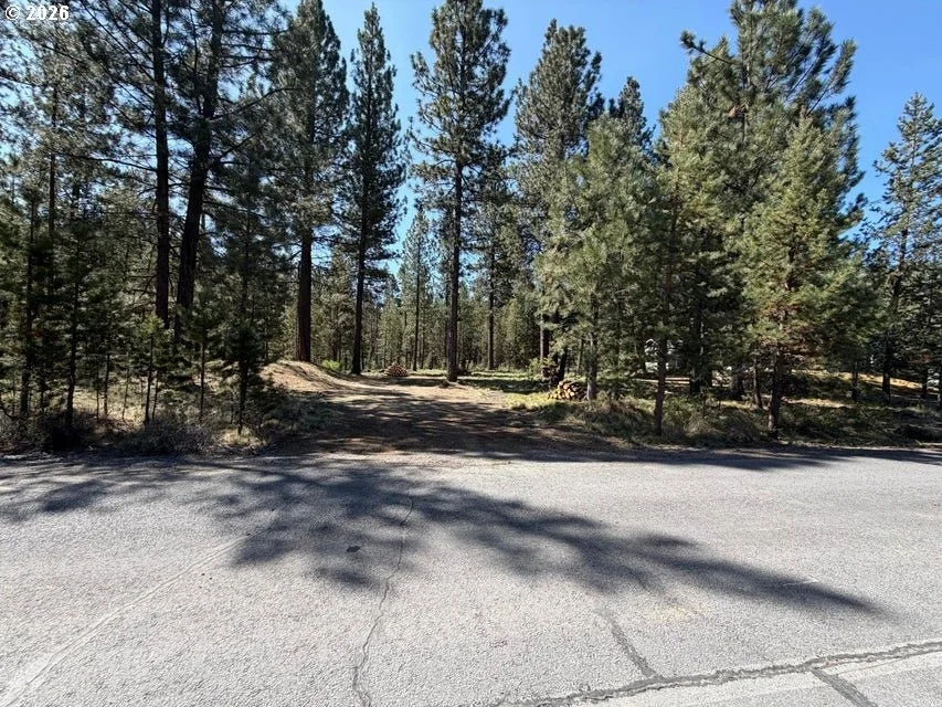 Unit for sale at 17019 UPLAND RD, Bend, OR 97707
