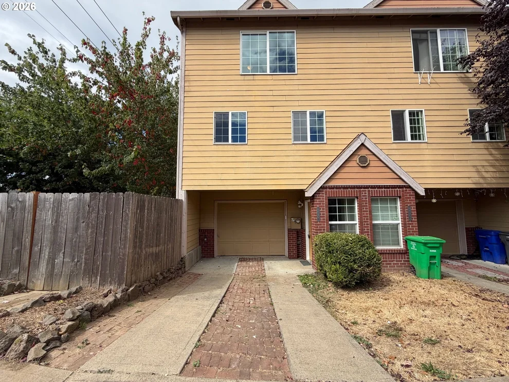 Unit for sale at 12103 SE HAROLD ST, Portland, OR 97266