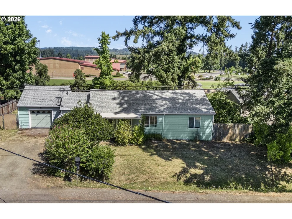 Unit for sale at 41 SWEET LN, CottageGrove, OR 97424