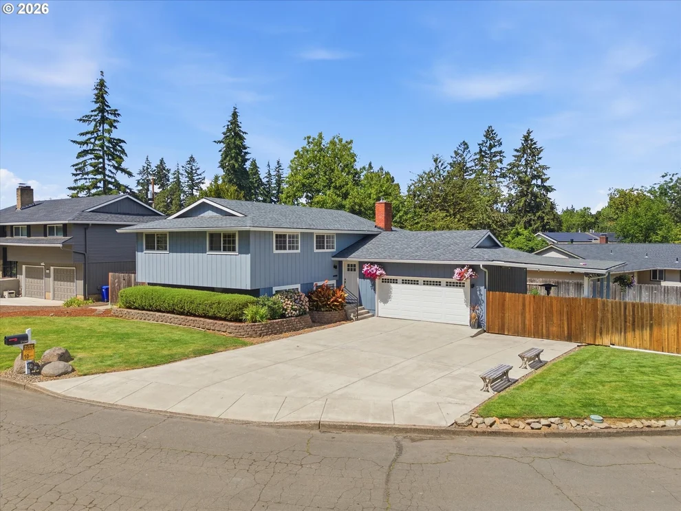 Unit for sale at 7130 SHAWN CT, Gladstone, OR 97027