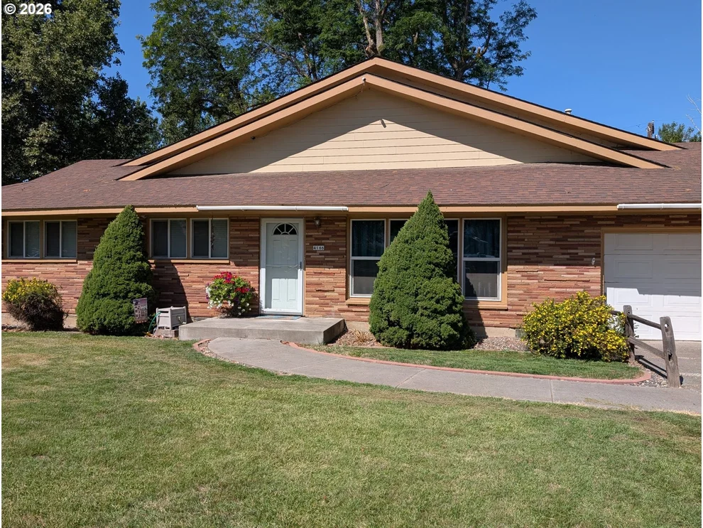 Unit for sale at 4166 SW PERKINS AVE, Pendleton, OR 97801