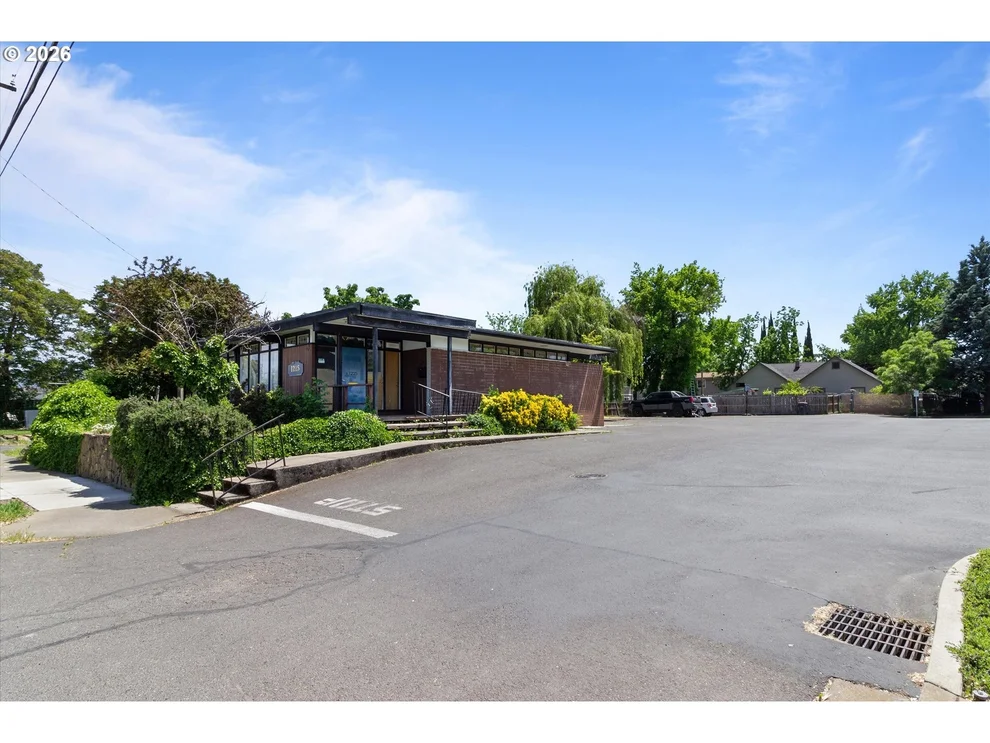 Unit for sale at 1225 W Main ST, Medford, OR 97501