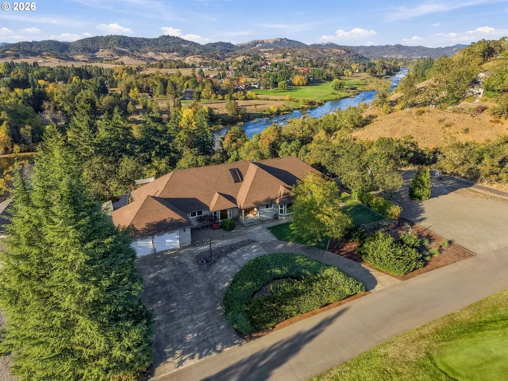 Unit for sale at 365 BIRDIE LN, Roseburg, OR 97471