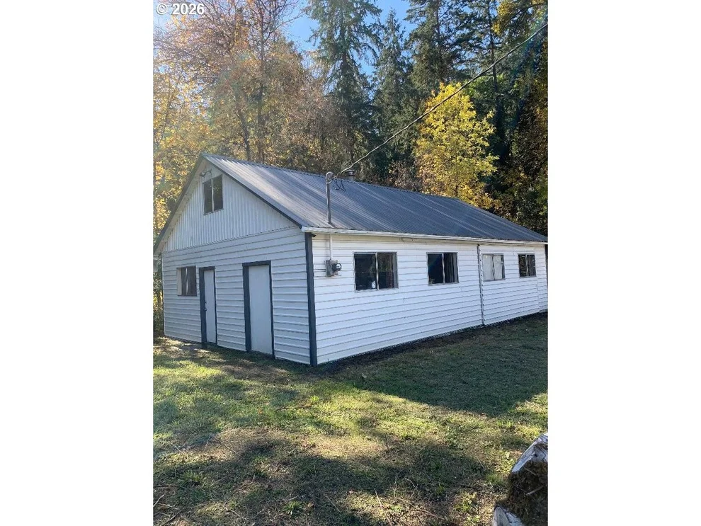 Unit for sale at 93146 APPLEGATE TRL, JunctionCity, OR 97448