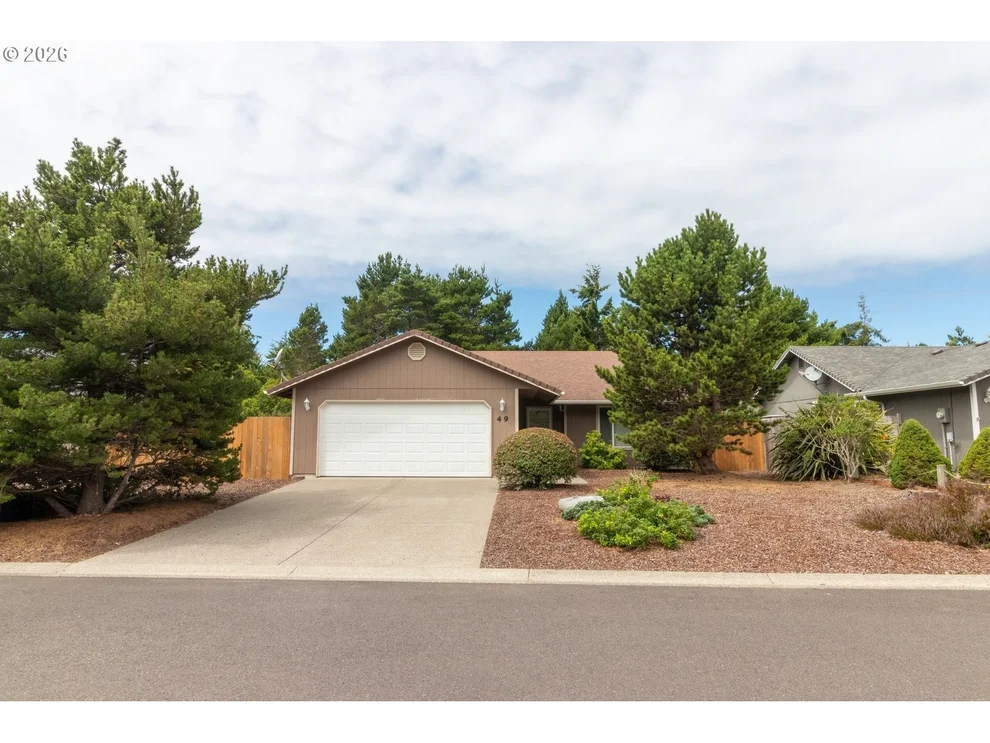 Unit for sale at 49 PARK VILLAGE DR, Florence, OR 97439