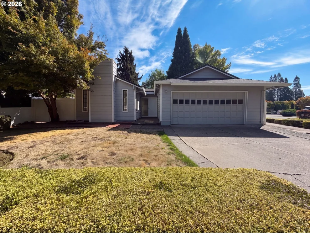 Unit for sale at 2515 NE HYDE ST, Hillsboro, OR 97124