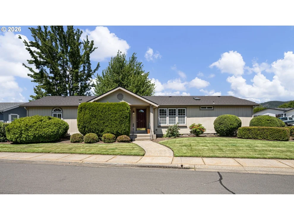Unit for sale at 3220 CRESCENT AVE, Eugene, OR 97408