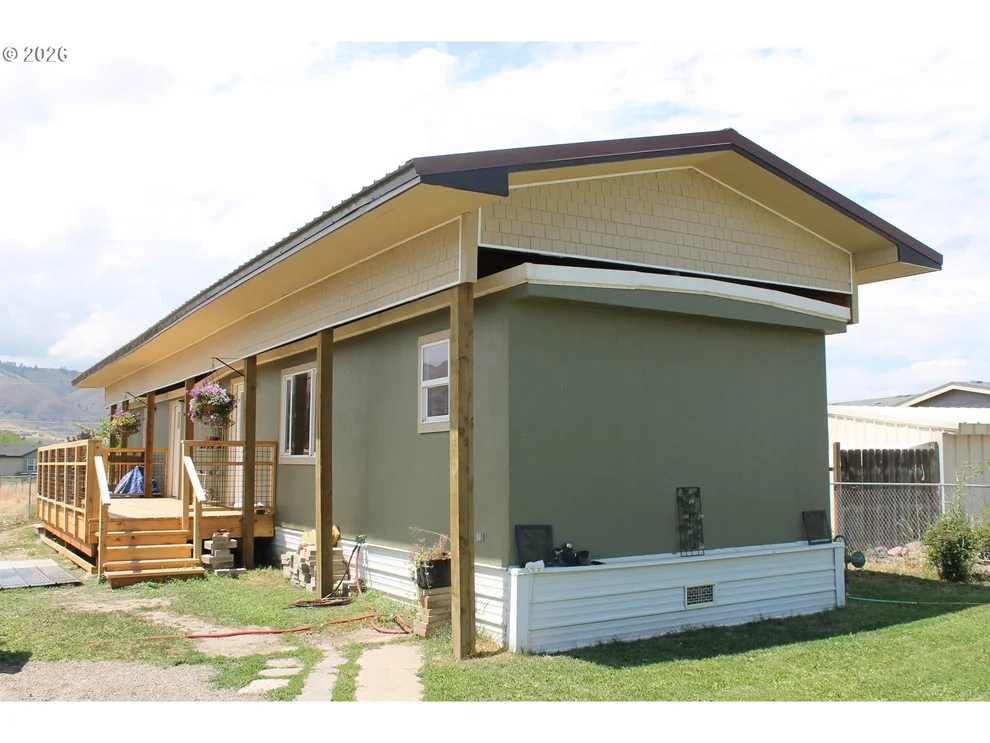 Unit for sale at 2637 14TH ST, BakerCity, OR 97814