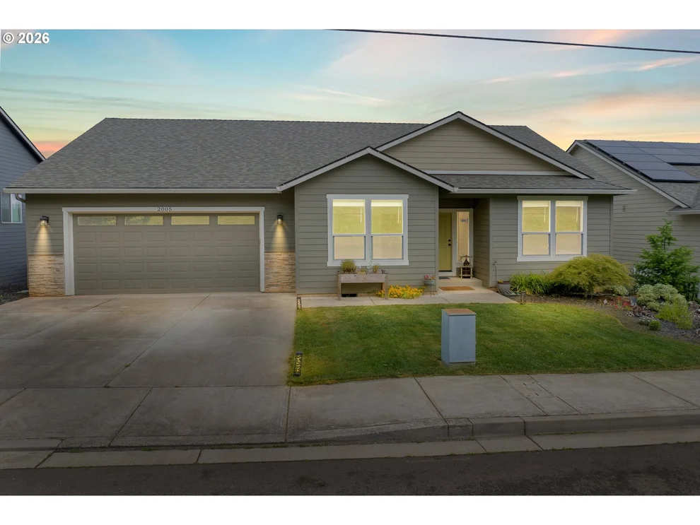 Unit for sale at 2005 DAVIS RD S, Salem, OR 97306