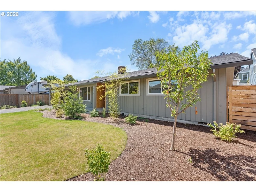 Unit for sale at 9515 SW 90th AVE, Portland, OR 97223