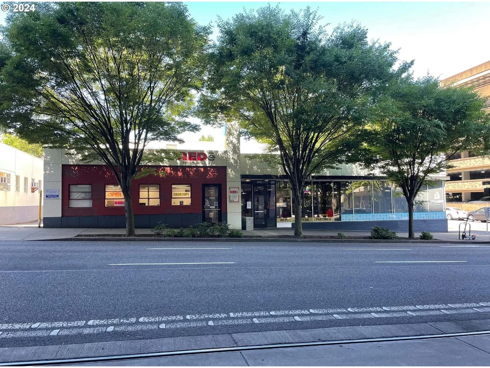 Unit for sale at 1909 SW 6TH AVE, Portland, OR 97201
