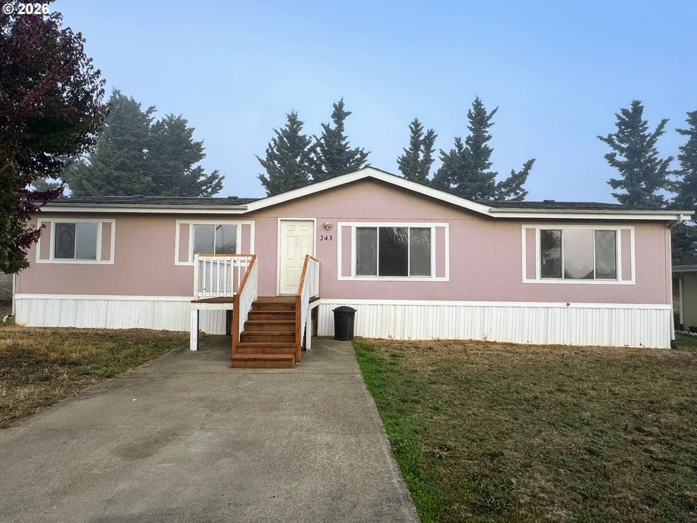 Unit for sale at 243 OWYHEE LN, Roseburg, OR 97470