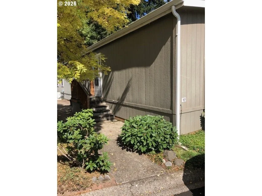 Unit for sale at 1475 GREEN ACRES RD, Eugene, OR 97408