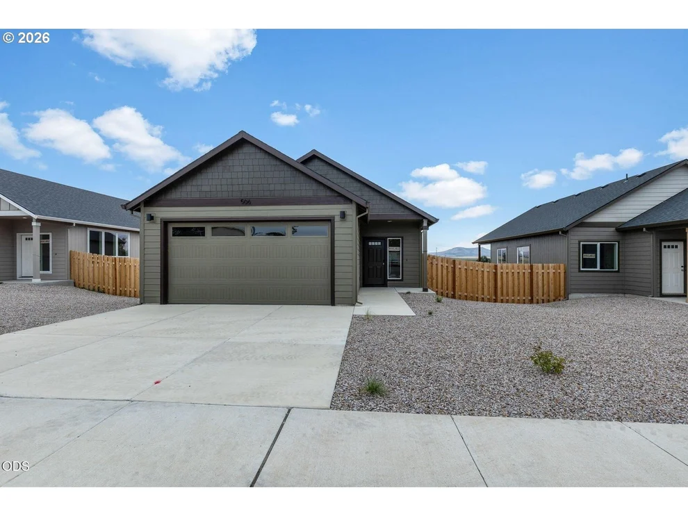 Unit for sale at 506 SW 6th ST, Metolius, OR 97741