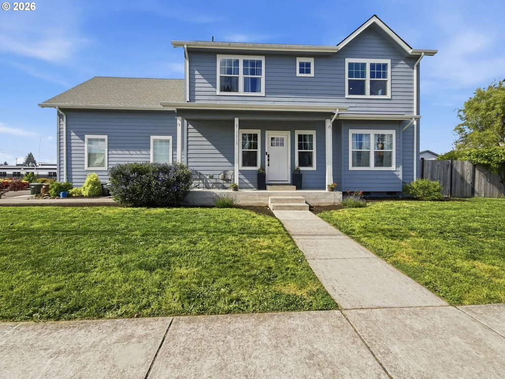 Unit for sale at 1310 ELM ST, JunctionCity, OR 97448