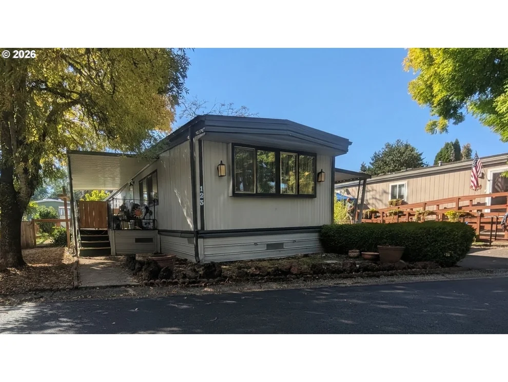 Unit for sale at 1475 GREEN ACRES RD, Eugene, OR 97408