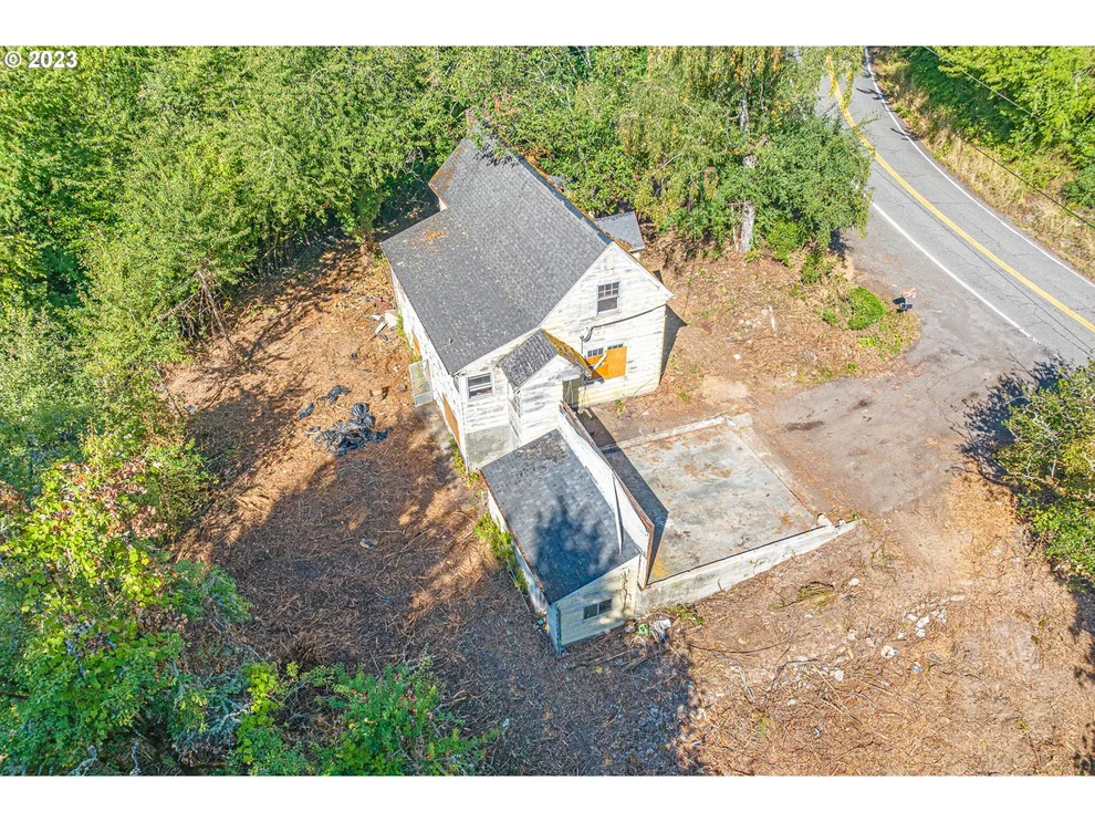 Unit for sale at 6920 NW THOMPSON RD, Portland, OR 97229