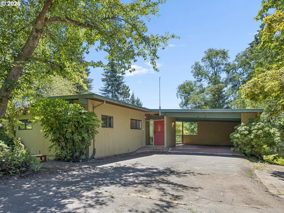 Unit for sale at 2950 SW SUNSET BLVD, Portland, OR 97239