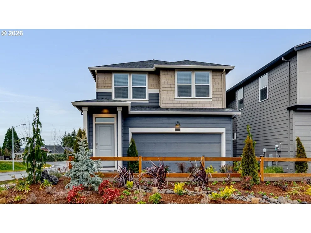 Unit for sale at 3577 SW Eleven Mile AVE, Gresham, OR 97080