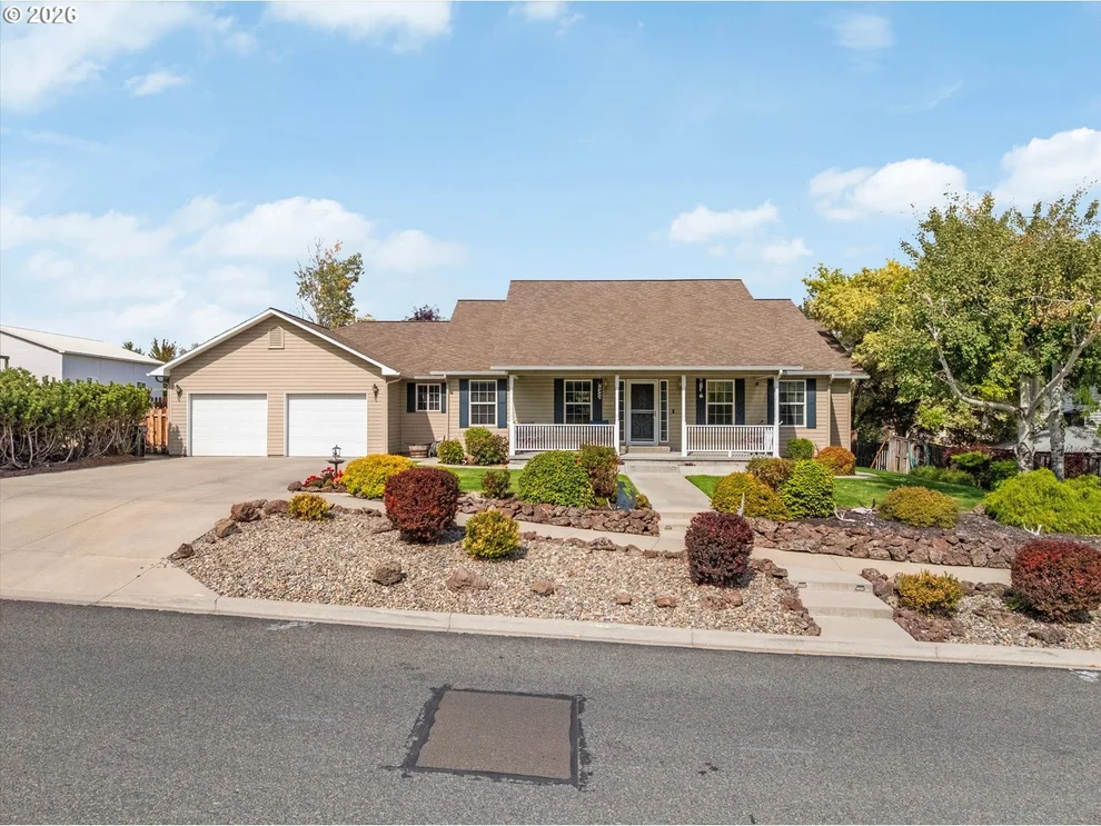 Unit for sale at 3510 INDIANA AVE, BakerCity, OR 97814