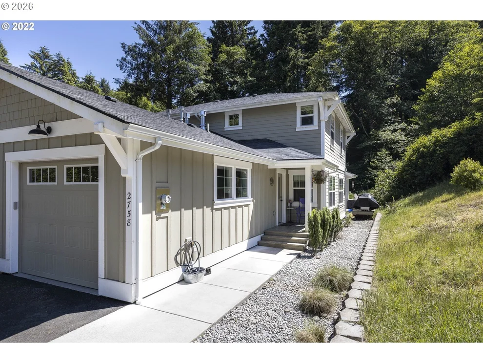 Unit for sale at 2758 NE 19TH ST, LincolnCity, OR 97367