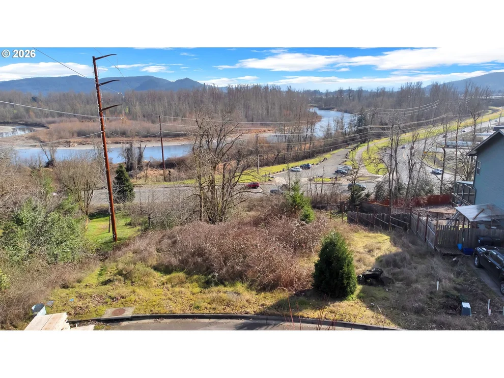 Unit for sale at 3767 Vitus LN, Springfield, OR 97477