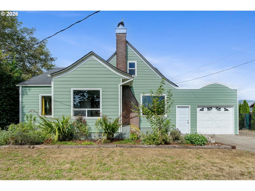 Unit for sale at 4104 3RD ST, Tillamook, OR 97141