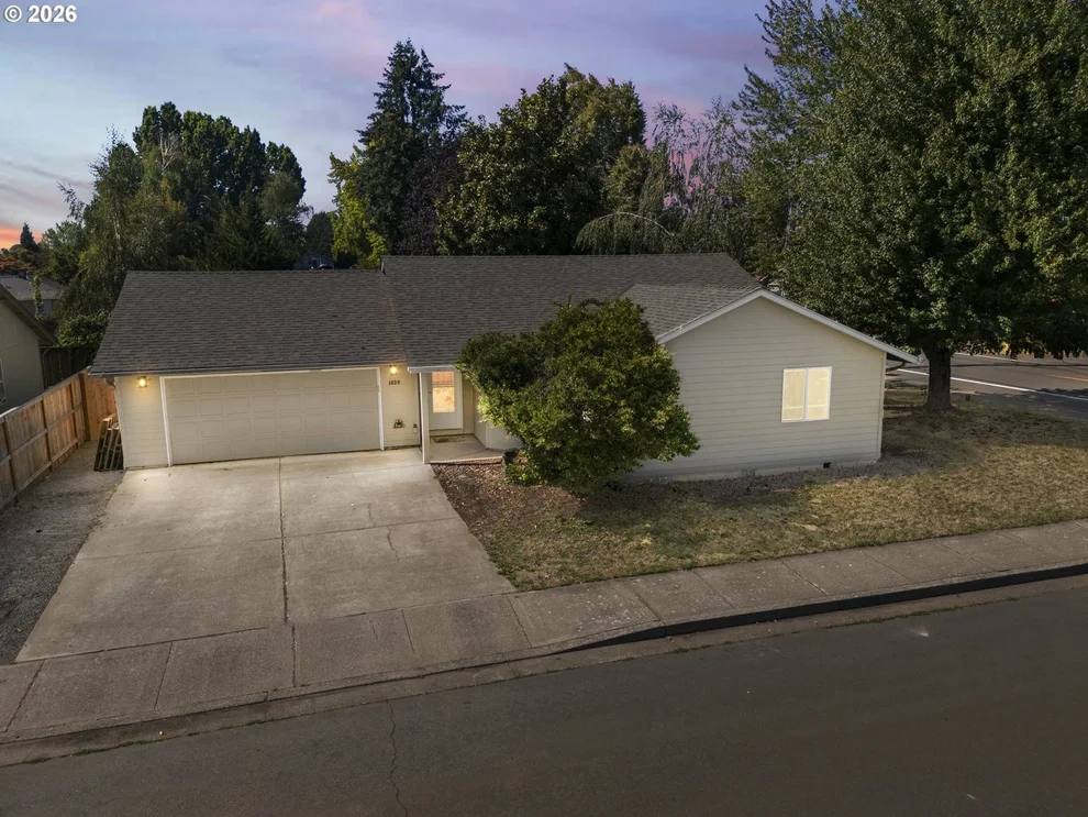 Unit for sale at 1828 TECUMSEH ST, Keizer, OR 97303