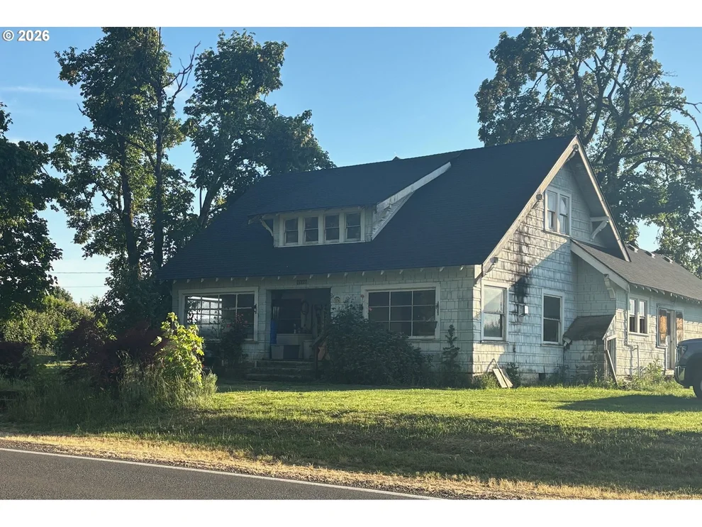 Unit for sale at 83354 N PACIFIC HWY, Creswell, OR 97426