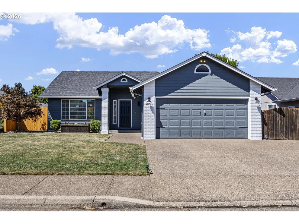 Unit for sale at 2070 Clark AVE, CottageGrove, OR 97424