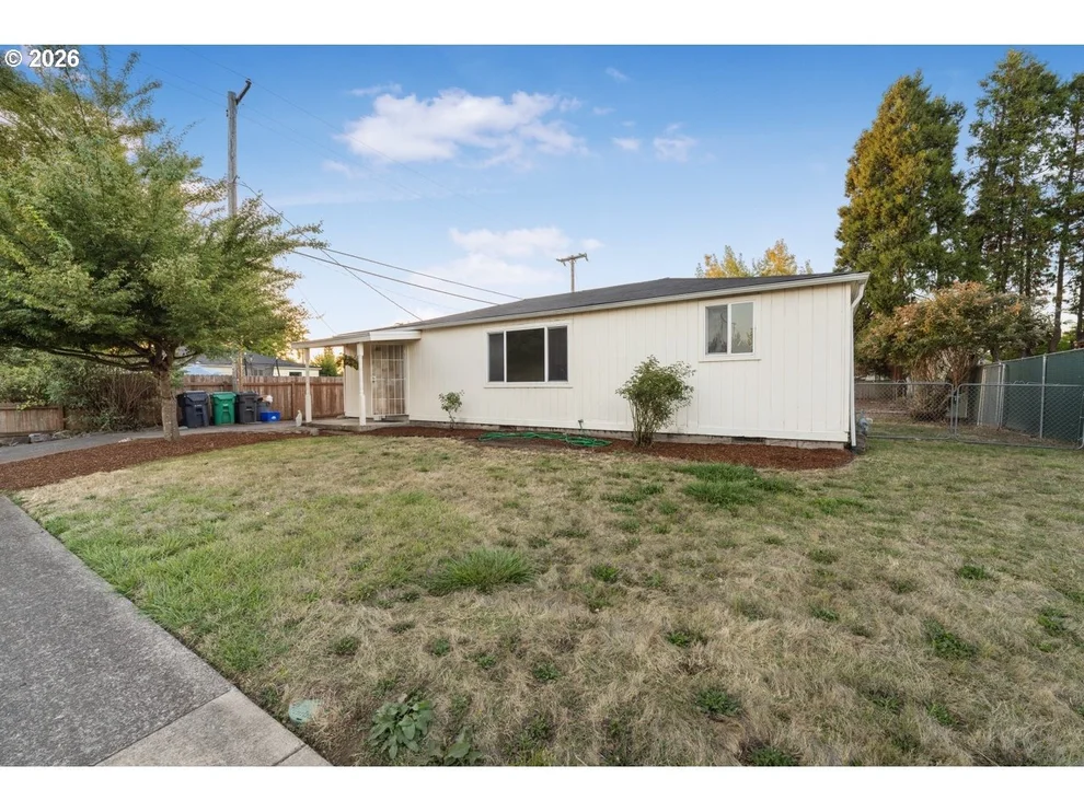 Unit for sale at 2324 DUBENS LN, Springfield, OR 97477