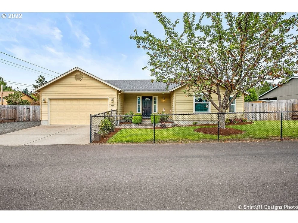 Unit for sale at 484 N MOSS ST, Lowell, OR 97452