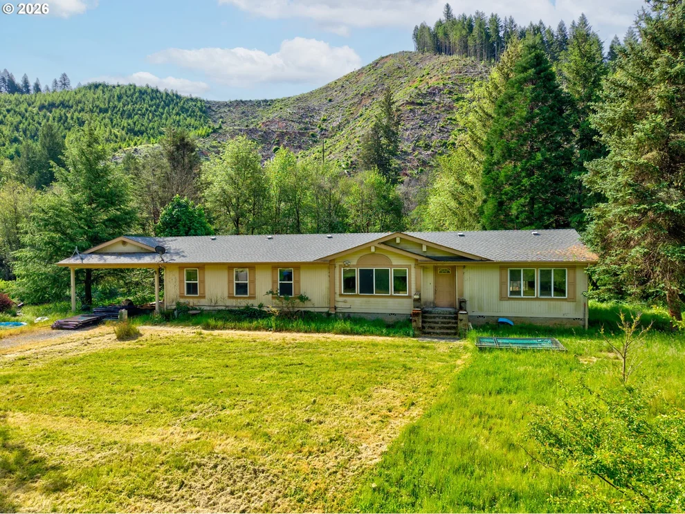 Unit for sale at 13339 N MYRTLE RD, MyrtleCreek, OR 97457