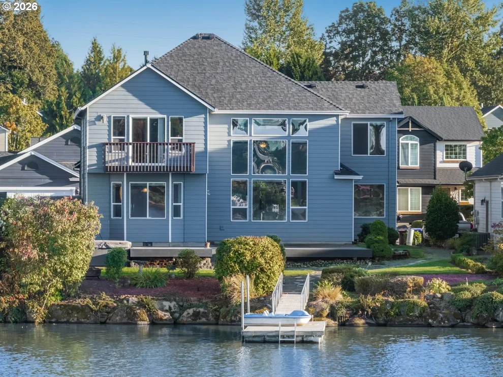 Unit for sale at 21223 NE SHORE DR, Fairview, OR 97024