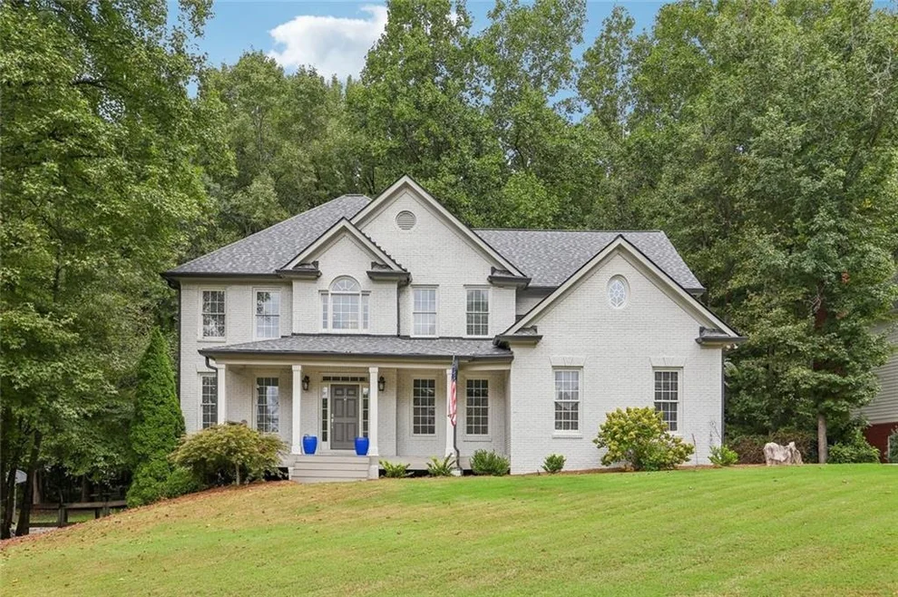 Unit for sale at 233 Jeffrey Drive, Woodstock, GA 30188