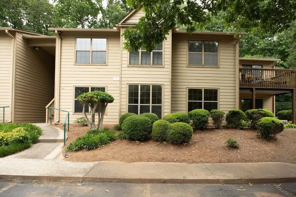 Unit for sale at 2235 Old Hamilton Place, Gainesville, GA 30507