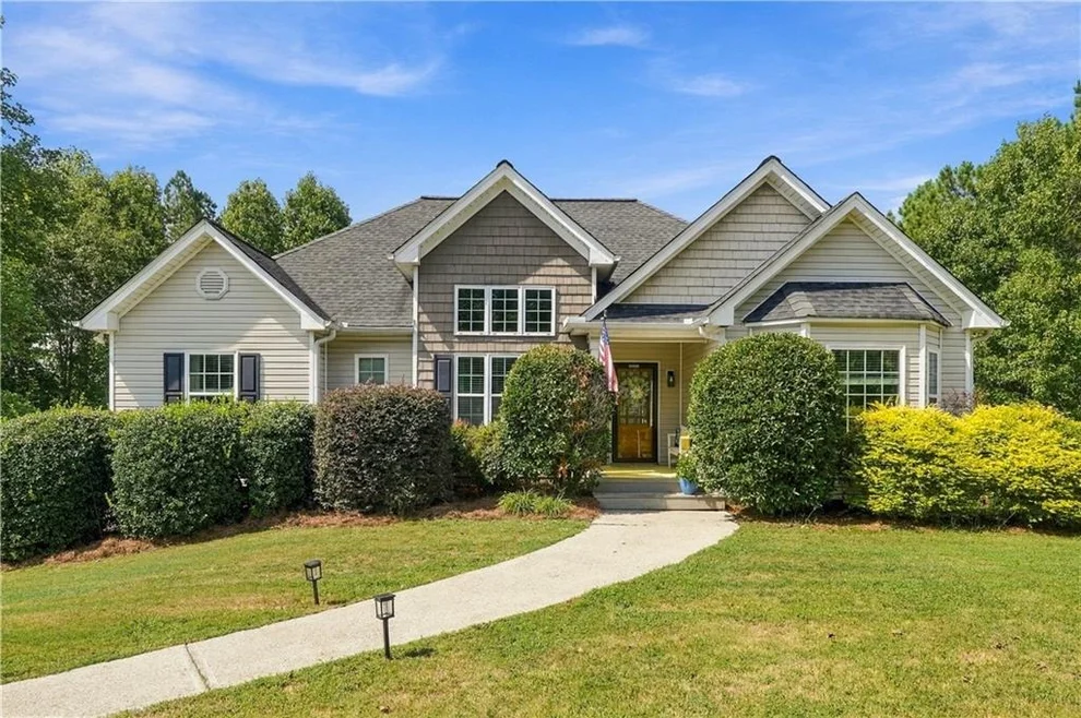 Unit for sale at 107 Nelson Ridge Drive, Ball Ground, GA 30107