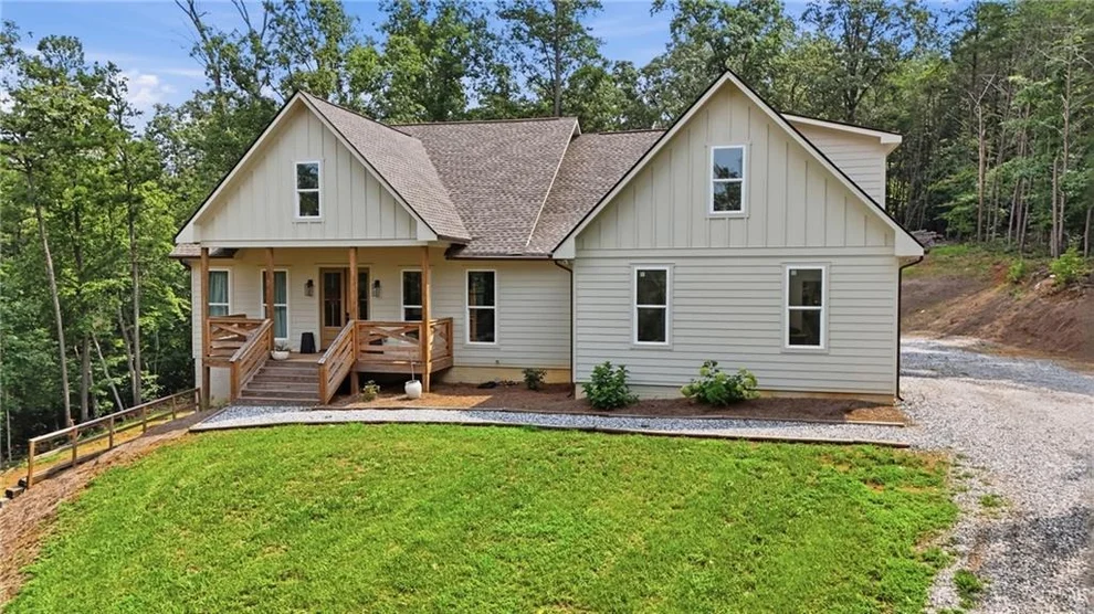 Unit for sale at 1655 Pardue Mill Road, Demorest, GA 30535